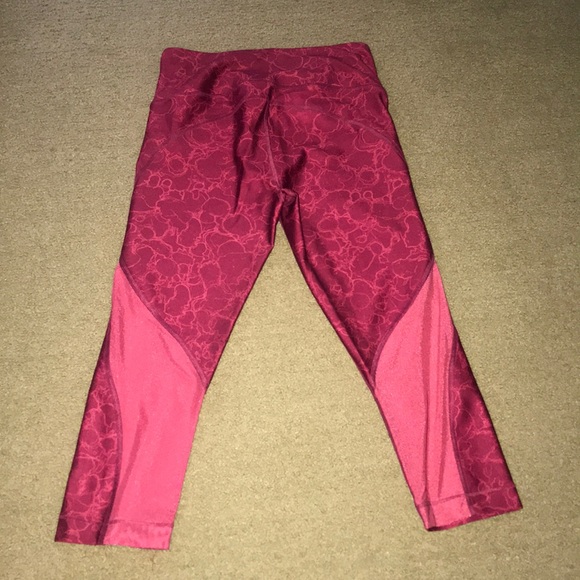 Red under armour leggings size medium - Picture 4 of 4